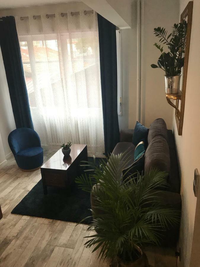 L'Ensoleillee Apartment Ница Екстериор снимка